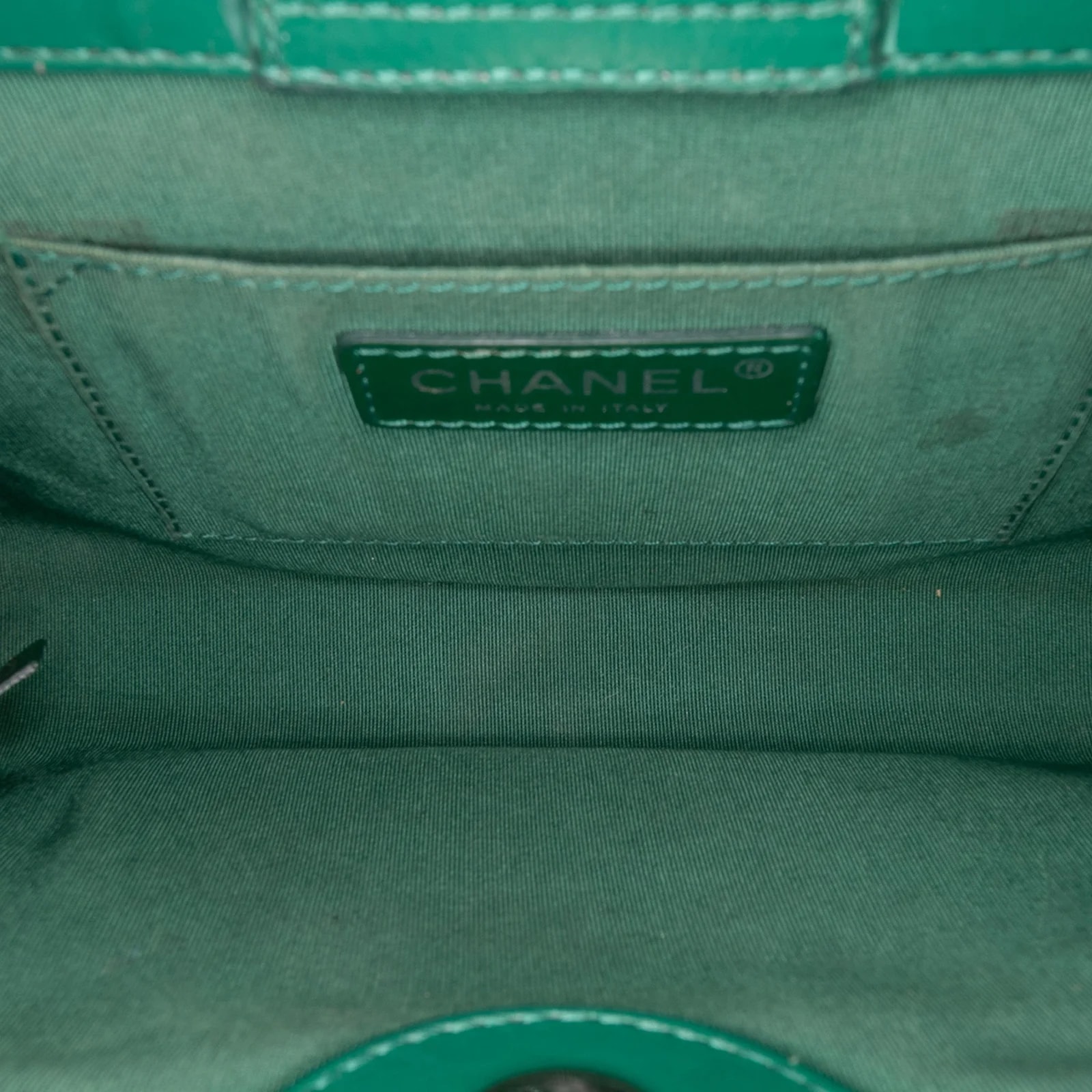CC Crinkled Front Pocket Crossbody 4