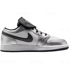 Jordan Air 1 Low Top Children's Basketball IR2310-100 2