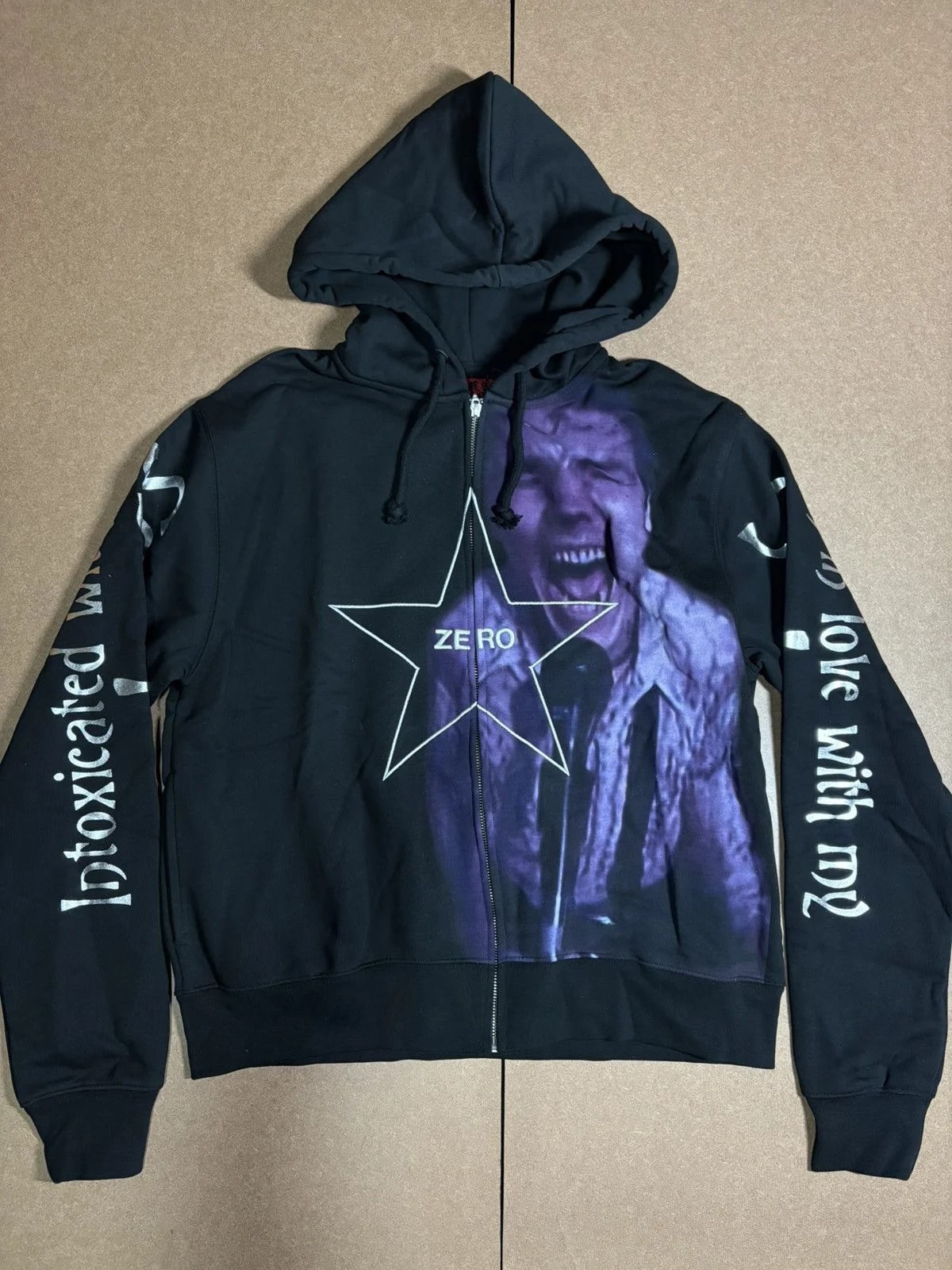 Marc Jacobs — Heaven By Marc Jacobs Smashing Pumpkins Zip Up — streetwear — resale