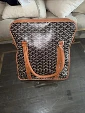 Goyard Bourgogne Excellent Condition! 2