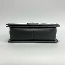 Authentic Chanel Boy Flap & V Chevron 3