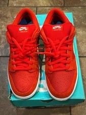 NEW 2012 Nike SB Dunk LOW Challenge 3