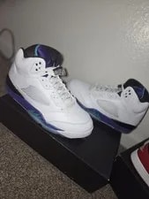 Size 9.5 - Air Jordan 5 Retro 2025 Grape 2