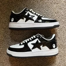 A Bathing Ape — A Bathing Ape Bapesta Low Top Sneakers — Sneaker — resale