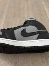 Size 8.5 - Jordan 1 Mid 4