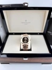 Patek Philippe Nautilus Brown Index Bracelet Preowned 5711/1R-001 2