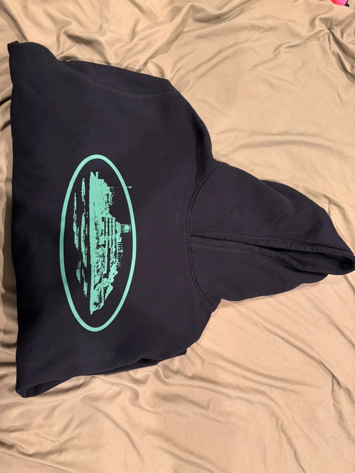 Corteiz — Corteiz Ferry Graphic Hoodie — streetwear — resale