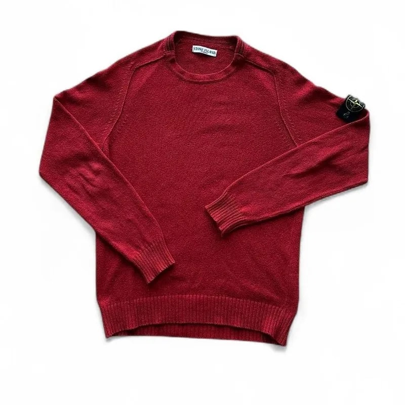 Stone island red classic knit sweater — streetwear — resale