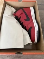 Nike — 2004 Size 9 - Nike Dunk High - 309432-601 — Sneaker — resale