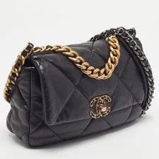 Chanel 19 Flap Small Quilted Flap 3
