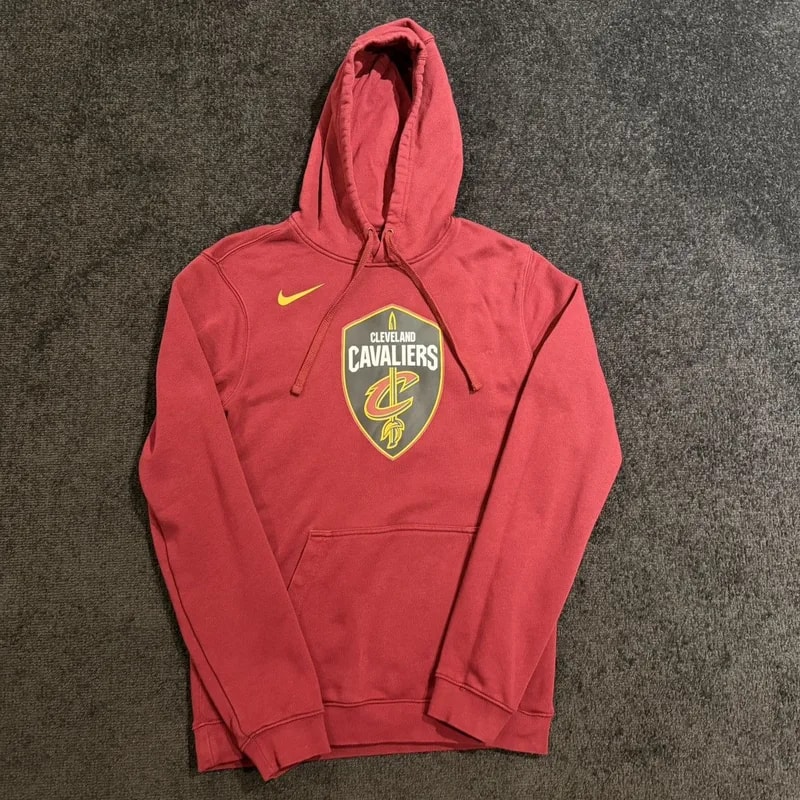 Nike — Nike Cleveland Cavaliers Hoodie — streetwear — resale