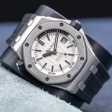 Audemars Piguet — Audemars Piguet Royal Oak Offshore Diver 15710ST 42mm Box & Papers — Watch — resale