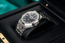 Audemars Piguet Royal Oak Stainless Steel Black Dial - 15400ST.OO.1220ST.01 2