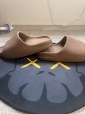 Size 8 - Adidas Yeezy Slide 4