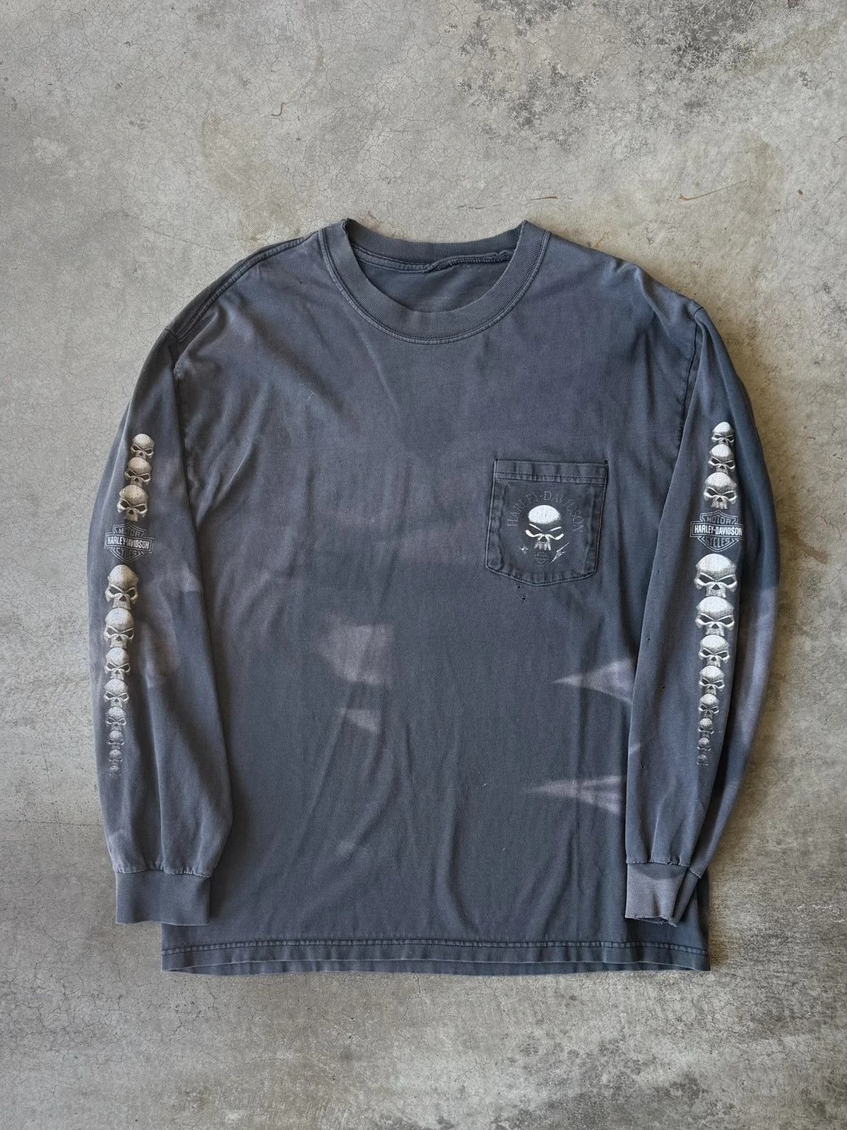 Harley Davidson Skull Long Sleeve — streetwear — resale