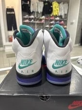 Size 13M/14.5W - Jordan 5 Retro Grape (2025) HQ7978-100 4