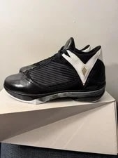 Air Jordan — Air Jordan 2009 /Varsity — Sneaker — resale