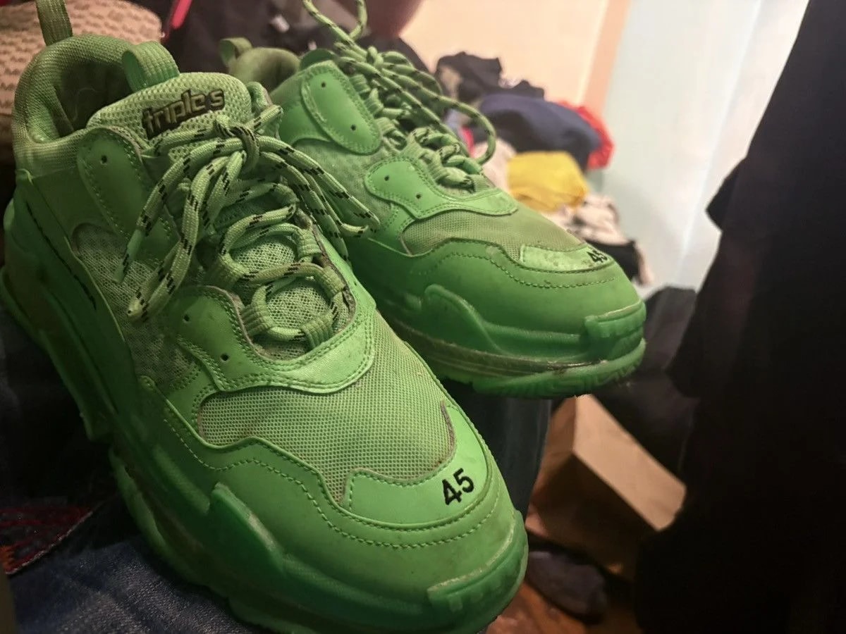 Balenciaga — Balenciaga S’s — Sneaker — resale