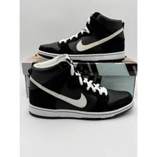 Size 10.5M - Nike SB Dunk High Venom 2