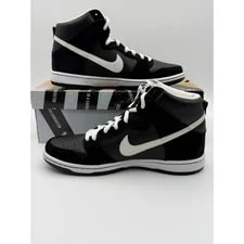 Size 10.5M - Nike SB Dunk High Venom 3