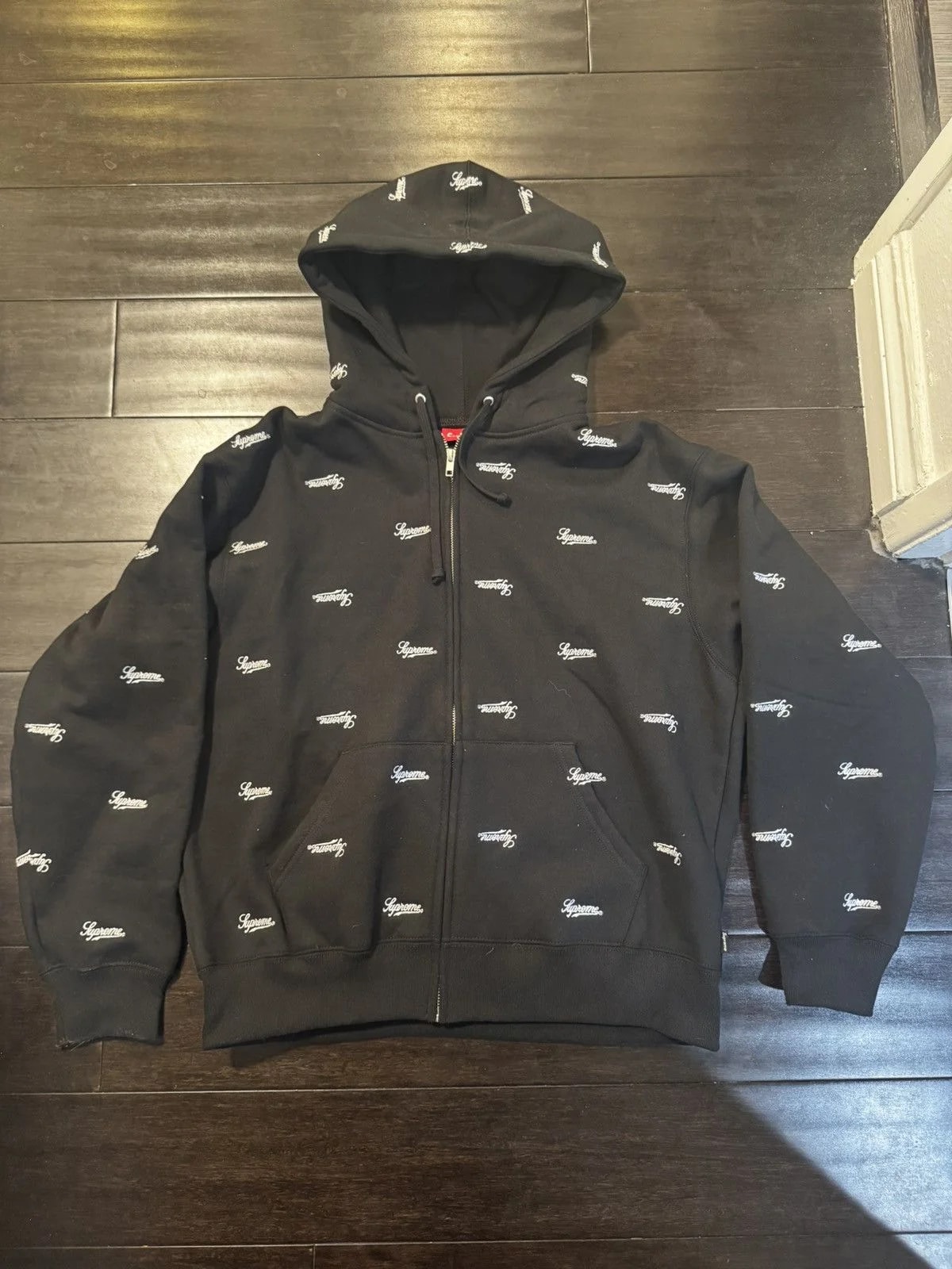 Supreme Hoodie 4