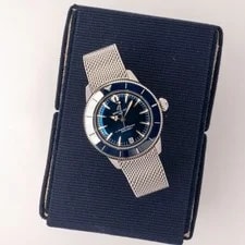 Breitling SuperOcean Heritage 36 Blue Dial A10390 With Mesh Bracelet 3