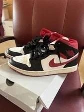 Jordan — Size 11 - Air Jordan 1 Mid Noble — Sneaker — resale
