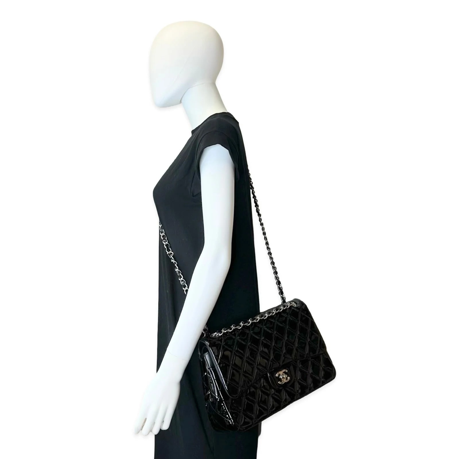 Chanel Jumbo Classic Double Flap 3
