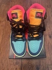 Jordan — Size 11 - Jordan 1 Retro High Tokyo Bio Hack — Sneaker — resale