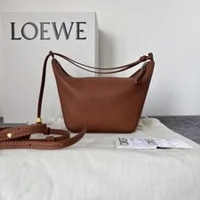 Loewe — Loewe Hammock Hobo Embossed Letter Puzzle Zipper Closure - Excellent #DI9XTO — Handbag — resale