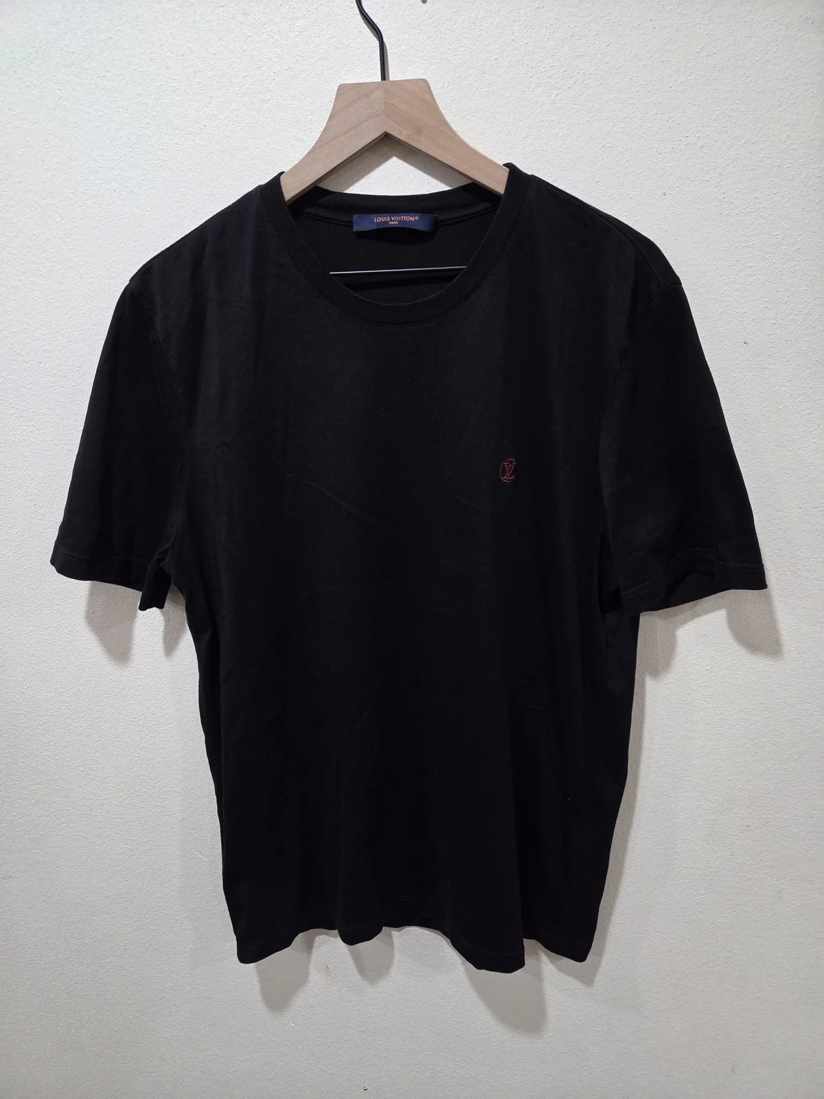 Louis Vuitton — Louis Vuitton Classic Logo Slim Fit Cotton Tee — streetwear — resale