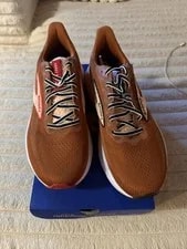 Brooks Run Disney Ghost 17 Chip N' Dale 4