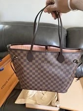 Louis Vuitton — Louis Vuitton Neverfull Medium Lining Dust — Handbag — deal
