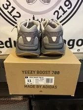 Yeezy Boost 700 Tephra 4