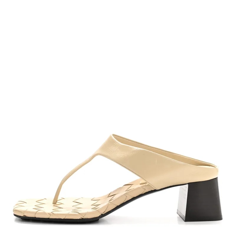 Bottega Veneta — Cushion Lux Marella Thong 37 Light Butterscotch — decorative_object — resale