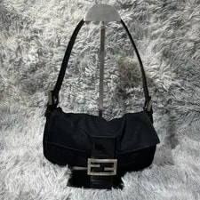 Fendi Mamma Baguette Solid Color A Condition 2