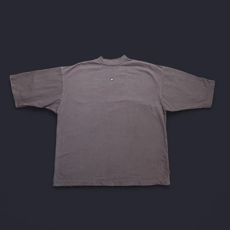 Balenciaga — Yeezy Gap Balenciaga Logo 3/4 Tee Dark — streetwear — resale
