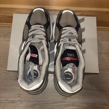 10.5US New Balance M990Gj3 4