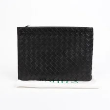 Bottega Veneta — Bottega Veneta Half-Zip Pouch 607479 155989103 — Handbag — resale