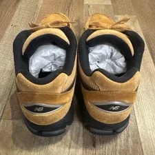 10.5US New Balance 2002R 2002Rei Italy 4