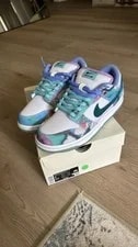 Nike SB — Nike SB Dunk Low Futura Laboratories — Sneaker — resale