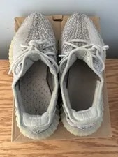 Yeezy 350 Tint Size 8.5M - Missing Left Insole 3