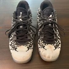 Jordan — Jordan Zion 3 Gen Zion Citron Pulse Basketball Shoes — Sneaker — resale