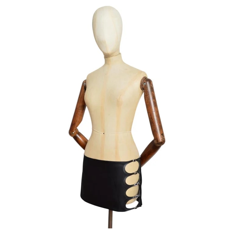 Marc Jacobs — Heaven By Marc Jacobs 2023 Short Low Rise Kiki Mini Skirt With Cut Out Hip — Clothing — resale