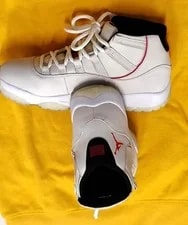 Air Jordan 11 Retro Tint Size 10.5 Custom Box 4