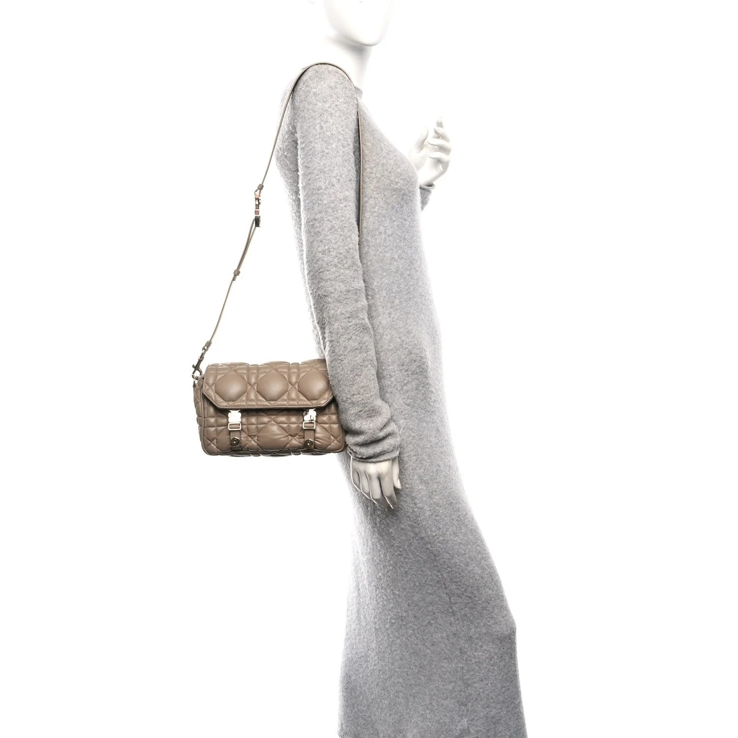 Macrocannage Small Diorcamp Messenger 2