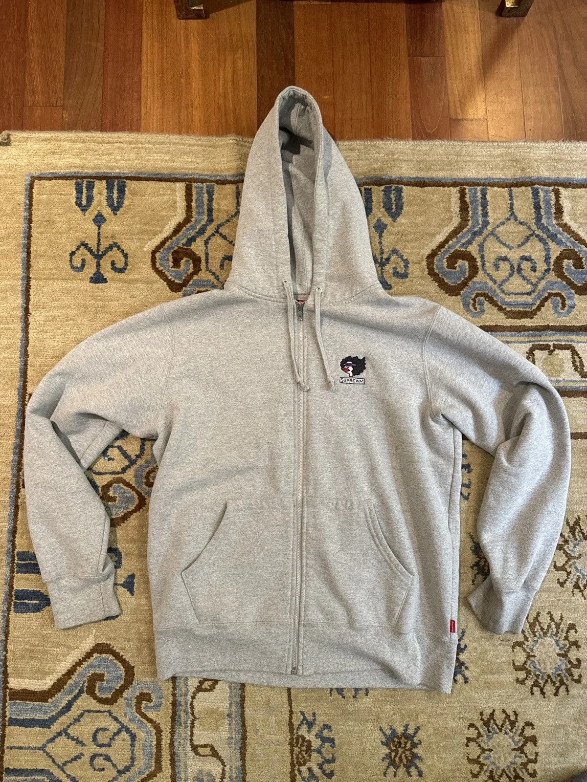 Supreme — Supreme Gonz Zip Up — streetwear — resale