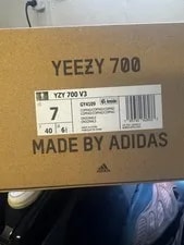 Adidas Yeezy 700 V3 Copfad GY4109 Fade Textile 4