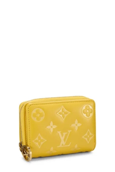 Debossed Lou Wallet 2
