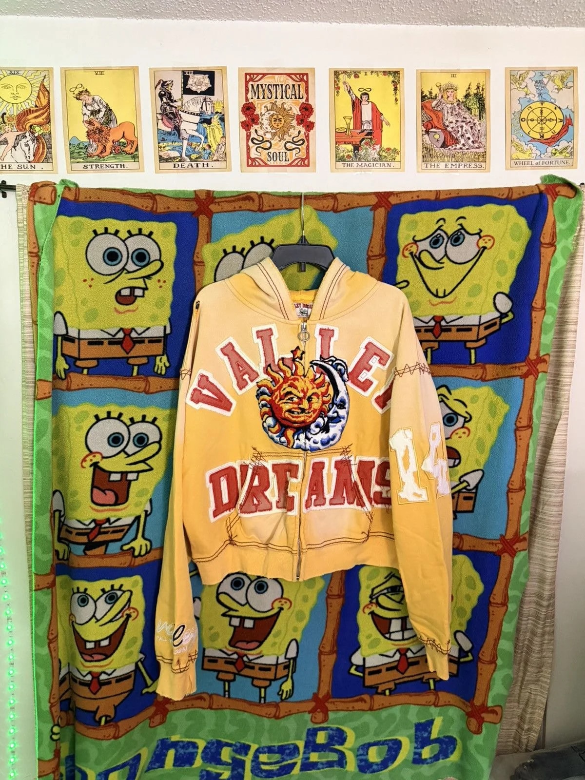 Sunny Zip Up 2